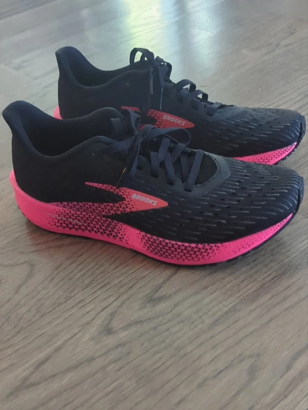 Brooks Women's Black & Hot Pink Performance Running Shoe
